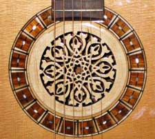 01 maple lute hole